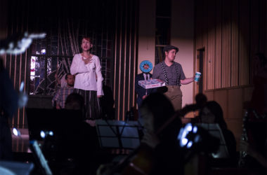 Singers perform at Cera Causa's show.