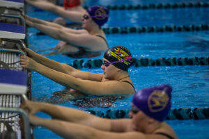 Kasia Kowanda gets ready to push off for a backstroke race on Nov. 23.