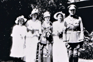Kate Morton Sinclair (second from the left) with her siblings, 1916. Courtesy of Heather Sinclair.